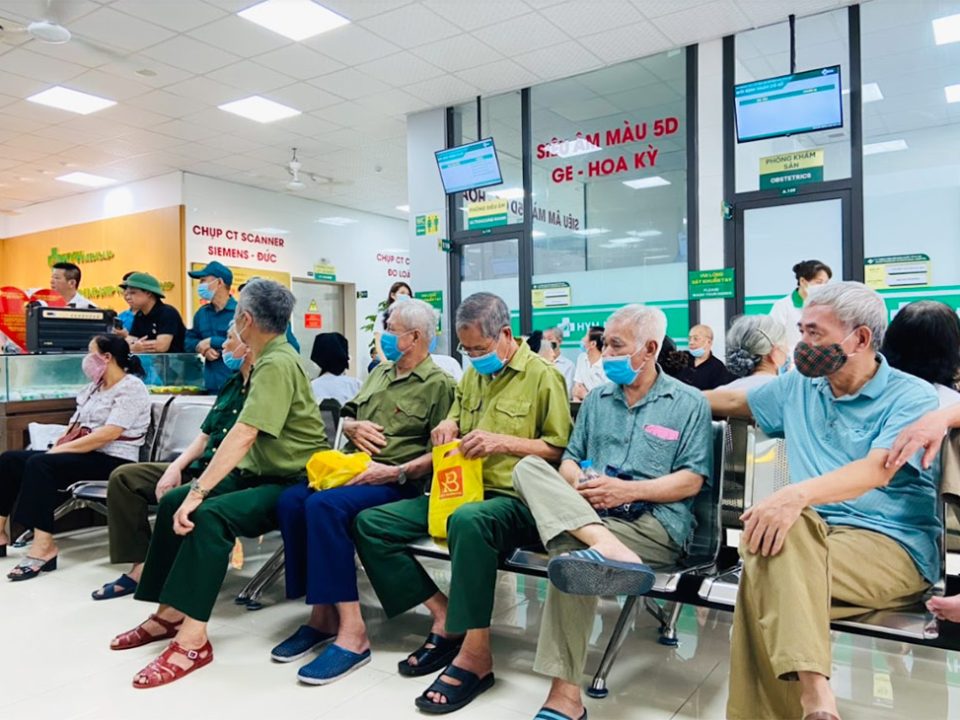 tri ân phường Mễ Trì 03