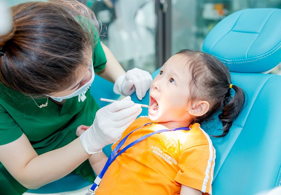 khám sức khỏe miễn phí trường mầm non little friends 03